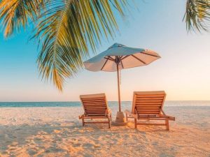 Wisata pantai saat Liburan bulan mei 2025 