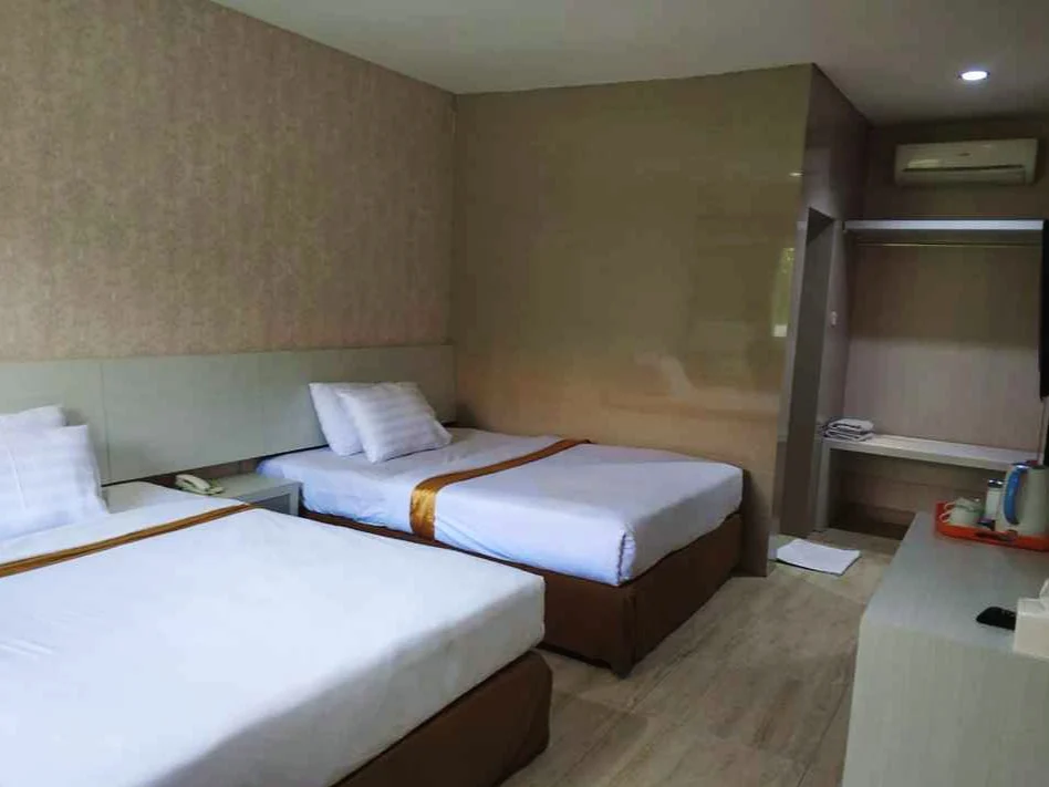 Kamar Hotel Sinar 2 dekat Bandara Juanda