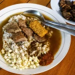 Kuliner Pedas Surabaya Dekat Juanda: Panduan Transit